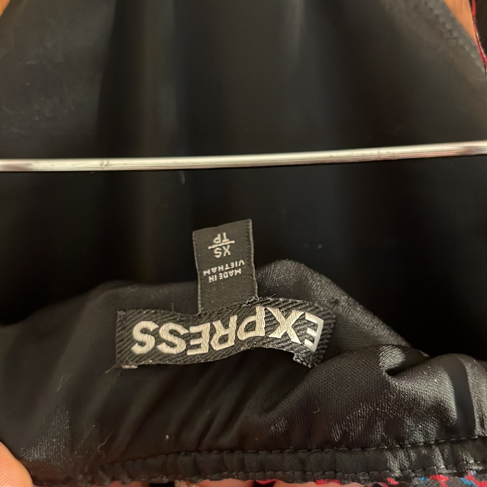 Express Pattern Dress - Picture 5 of 5
